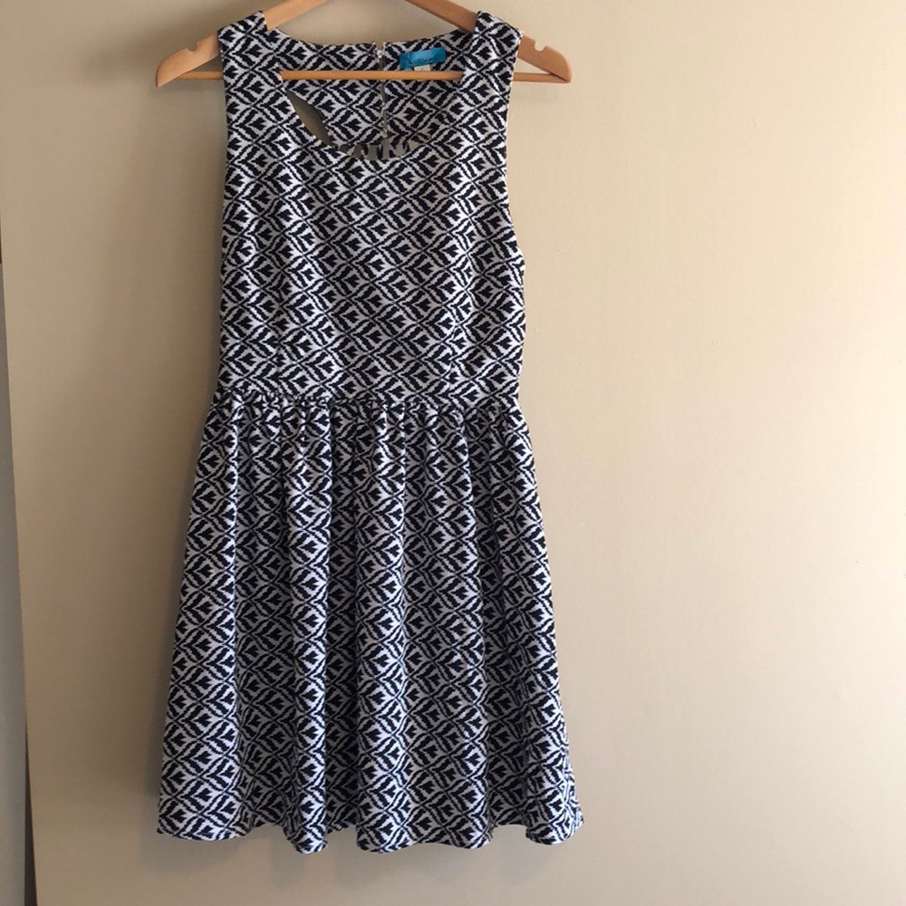 *Sale 50% Off* White and Black Dress